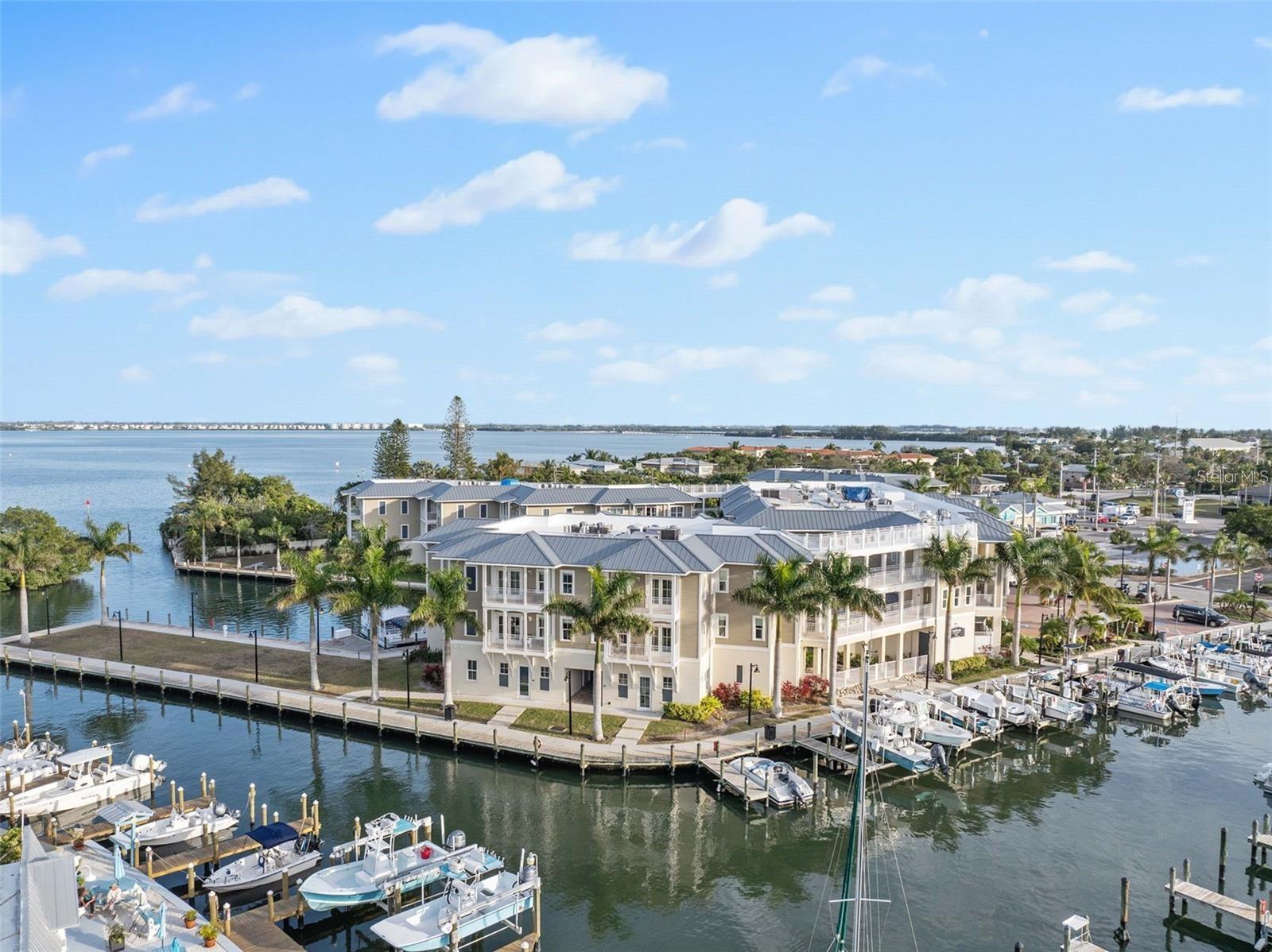 5325 MARINA DR #333, HOLMES BEACH, FL, 34217