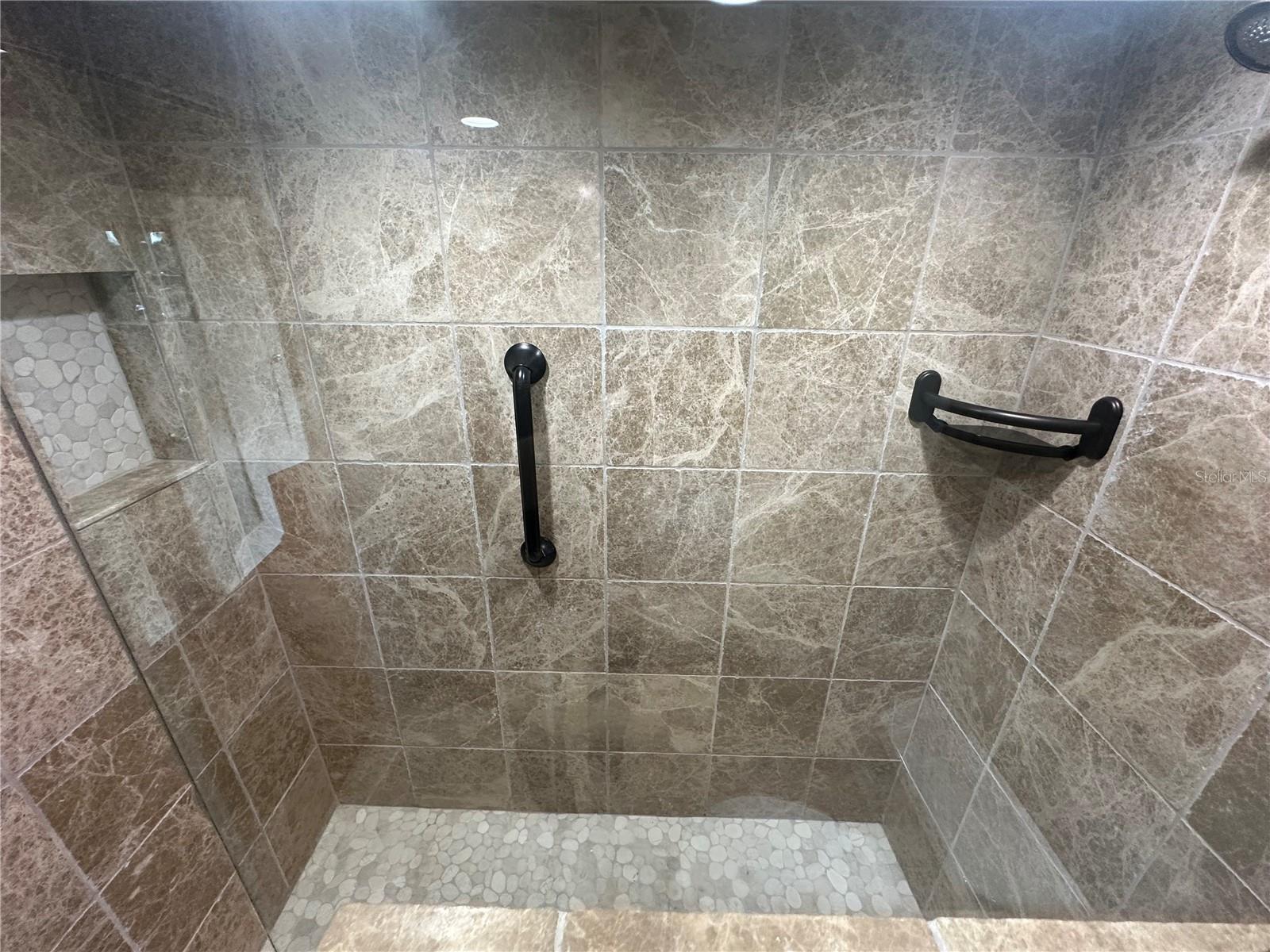 1100 N SHORE DR NE #403, ST PETERSBURG, FL, 33701