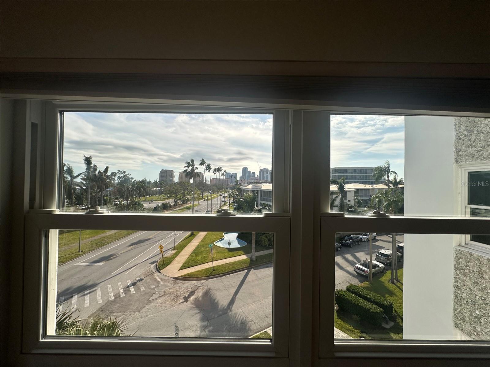 1100 N SHORE DR NE #403, ST PETERSBURG, FL, 33701