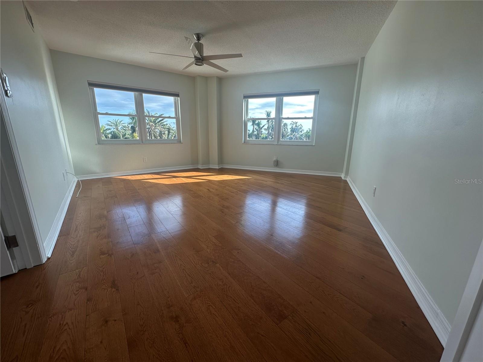 1100 N SHORE DR NE #403, ST PETERSBURG, FL, 33701