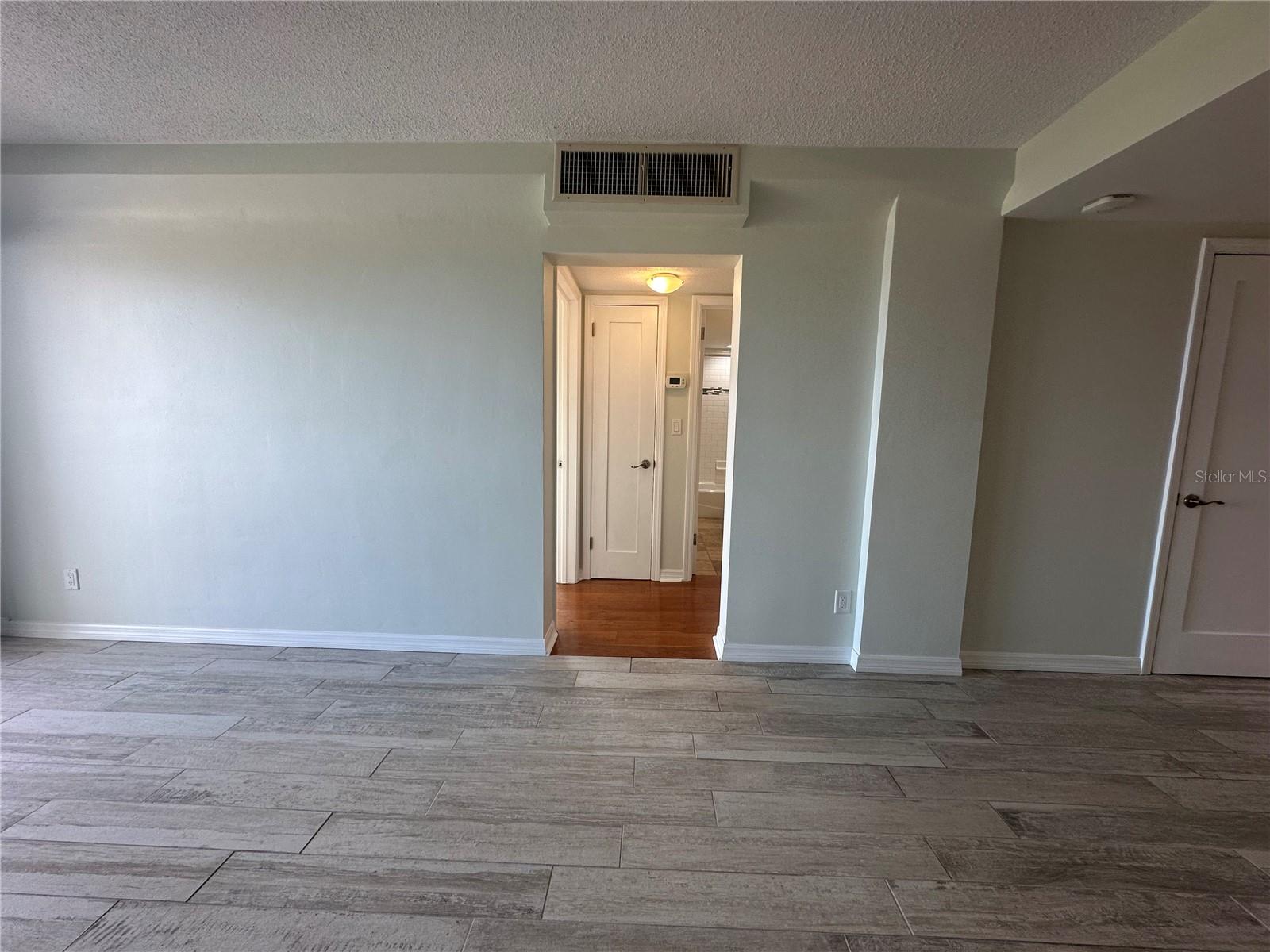 1100 N SHORE DR NE #403, ST PETERSBURG, FL, 33701