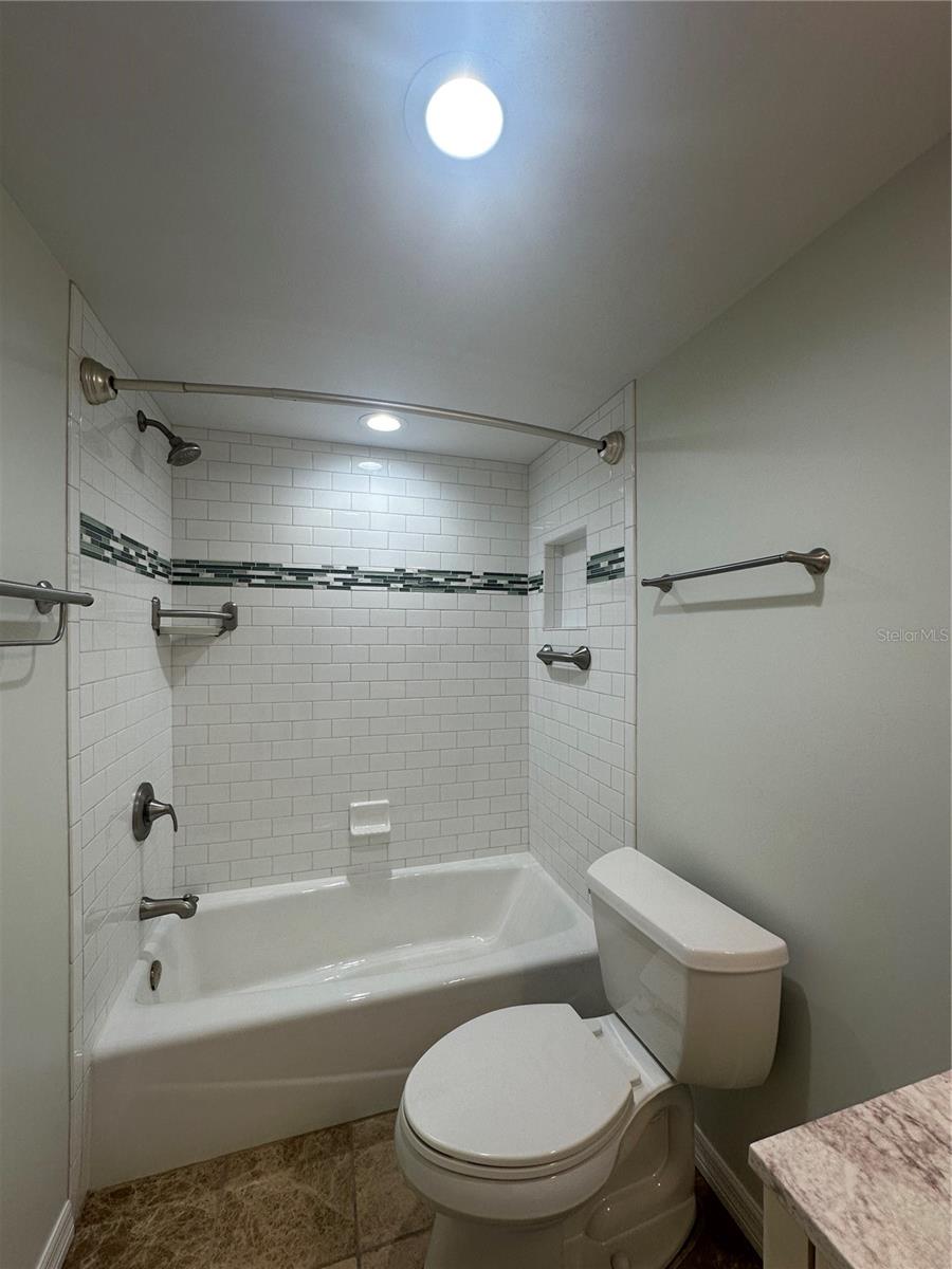 1100 N SHORE DR NE #403, ST PETERSBURG, FL, 33701