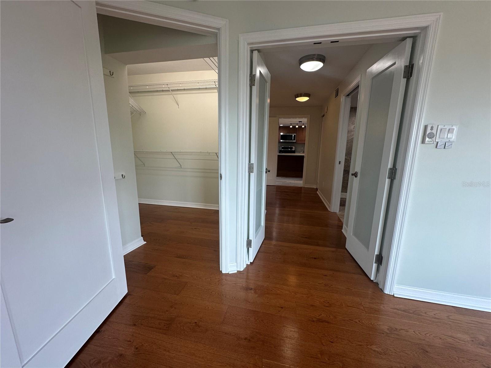 1100 N SHORE DR NE #403, ST PETERSBURG, FL, 33701