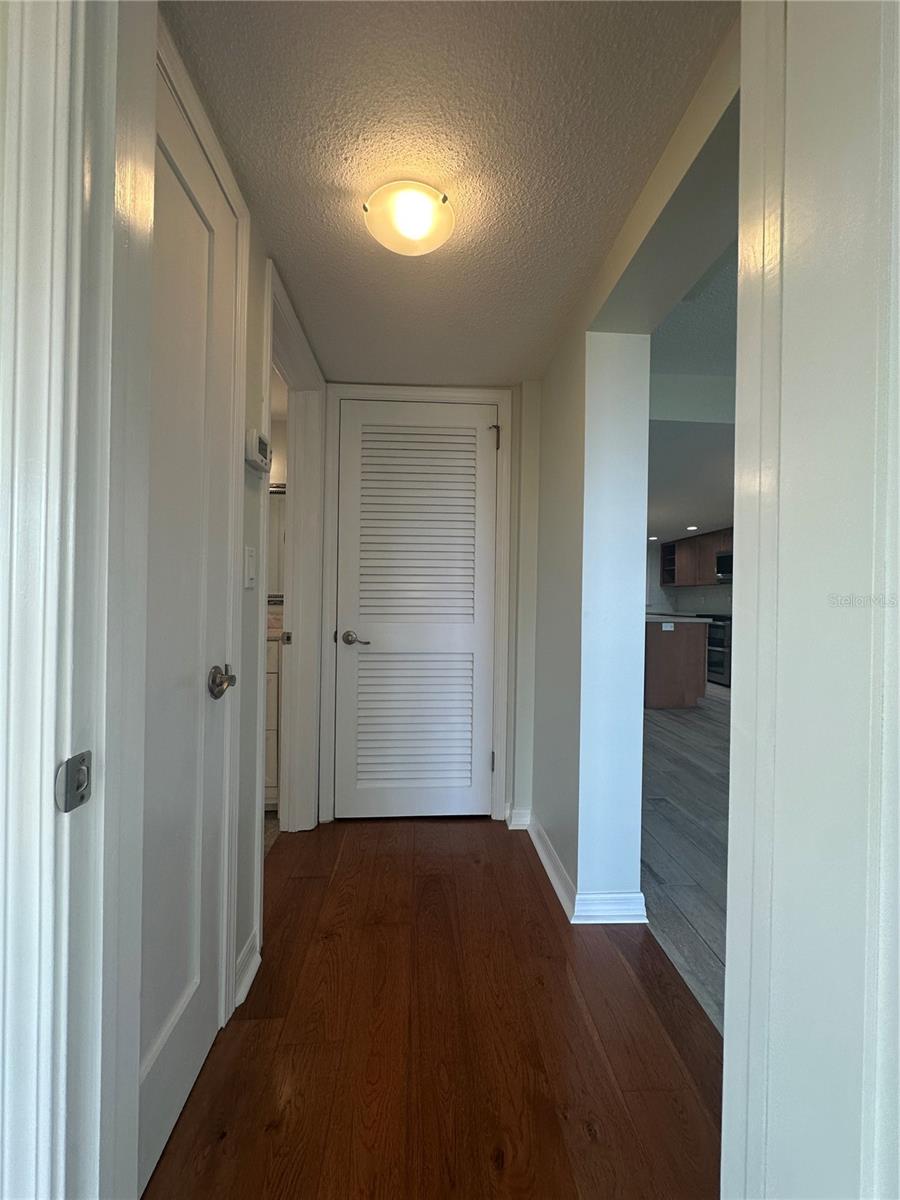 1100 N SHORE DR NE #403, ST PETERSBURG, FL, 33701