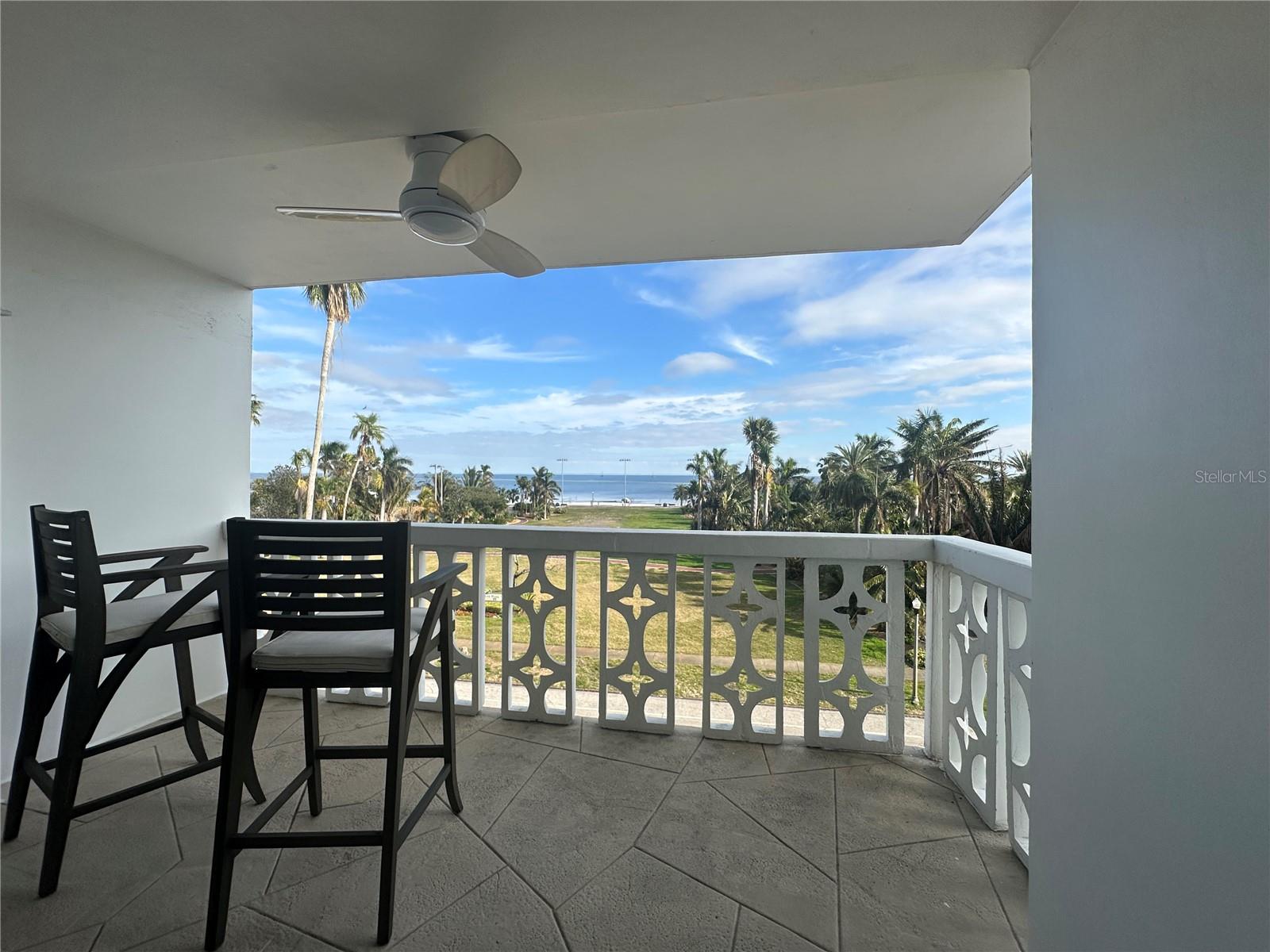 1100 N SHORE DR NE #403, ST PETERSBURG, FL, 33701