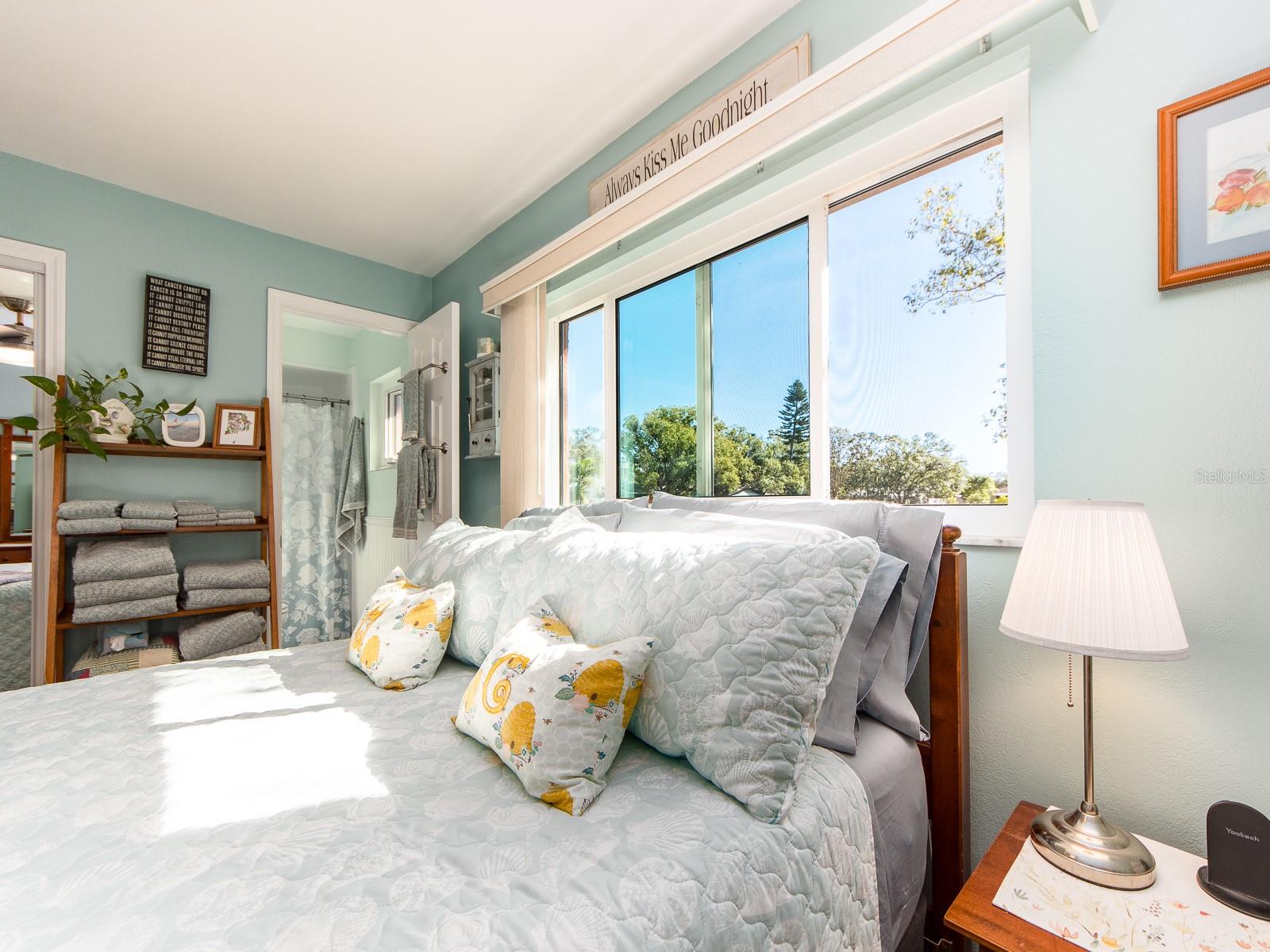 9444 MONICA DR, SEMINOLE, FL, 33777