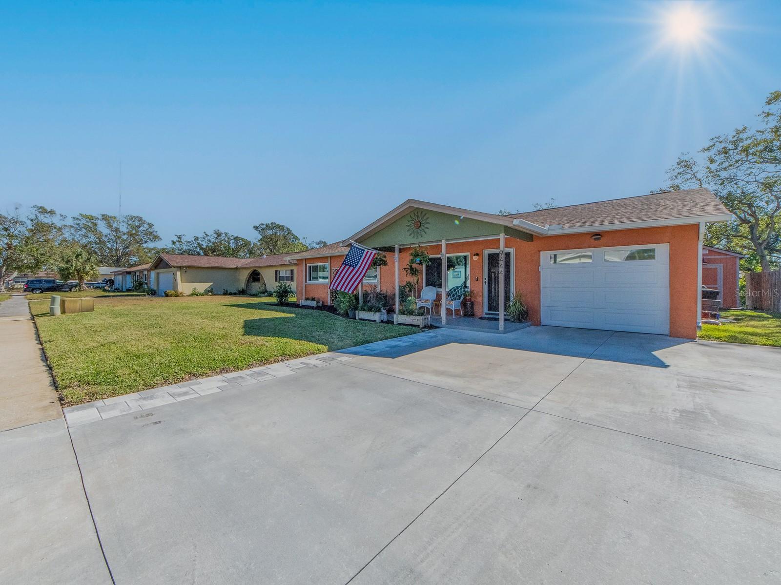 9444 MONICA DR, SEMINOLE, FL, 33777