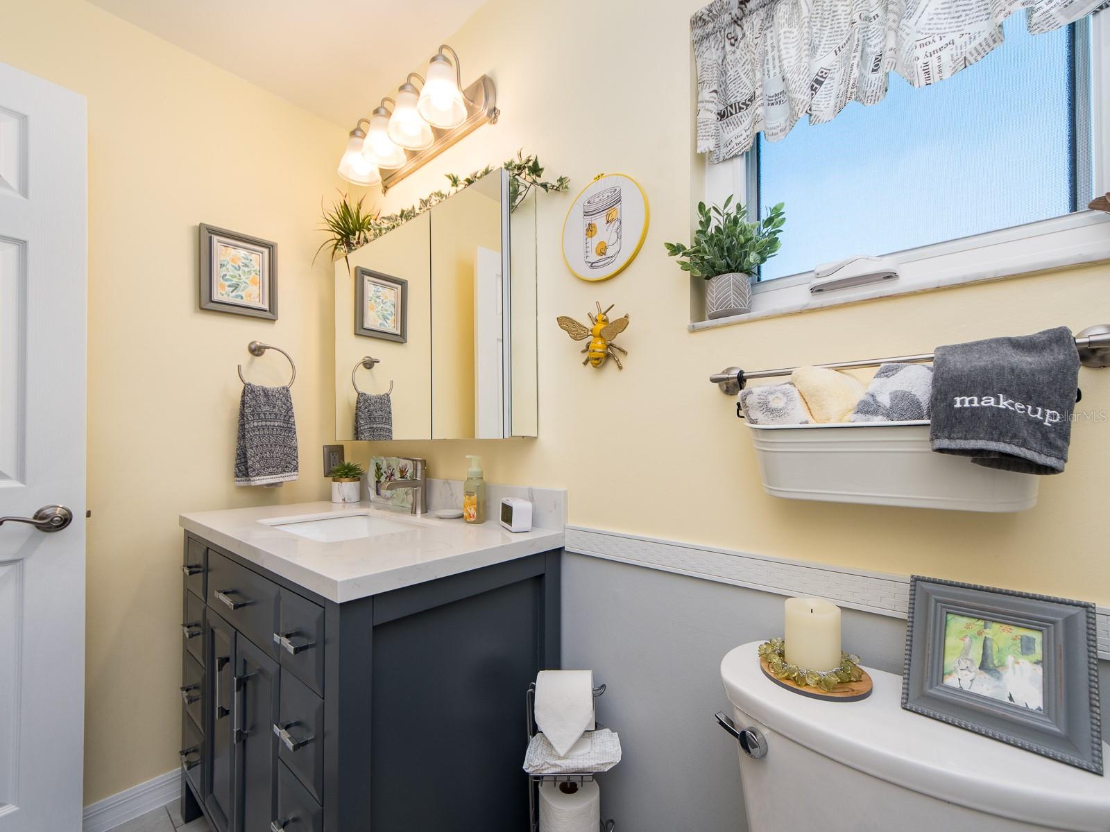 9444 MONICA DR, SEMINOLE, FL, 33777