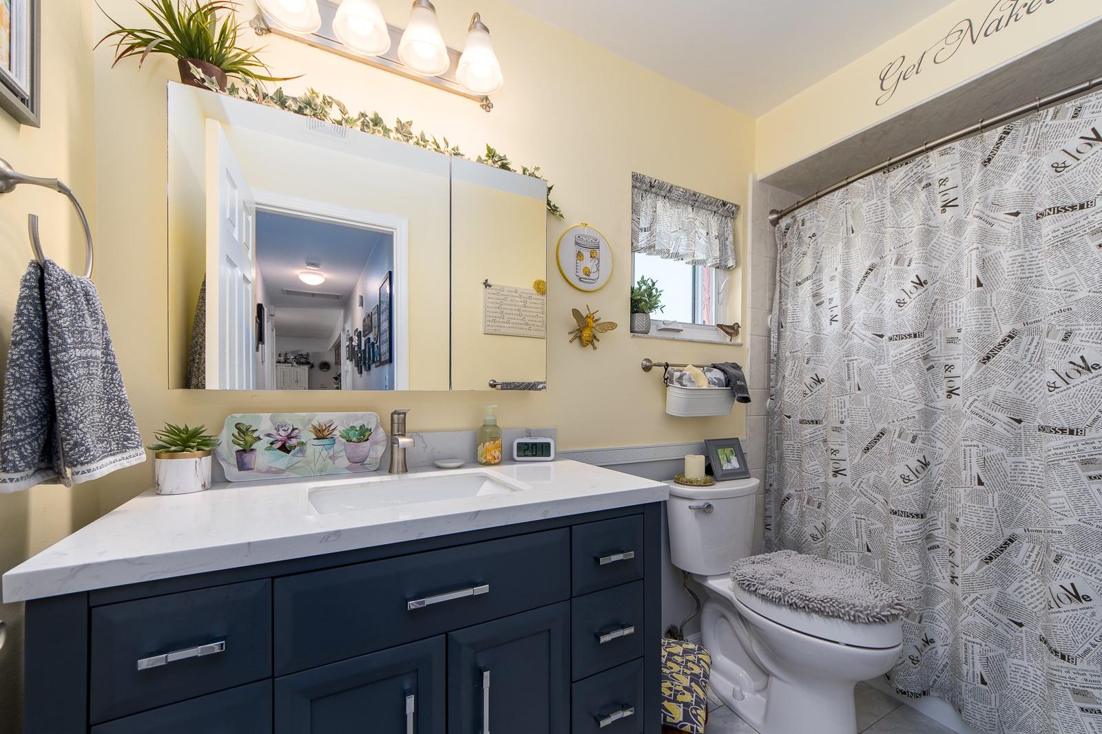 9444 MONICA DR, SEMINOLE, FL, 33777