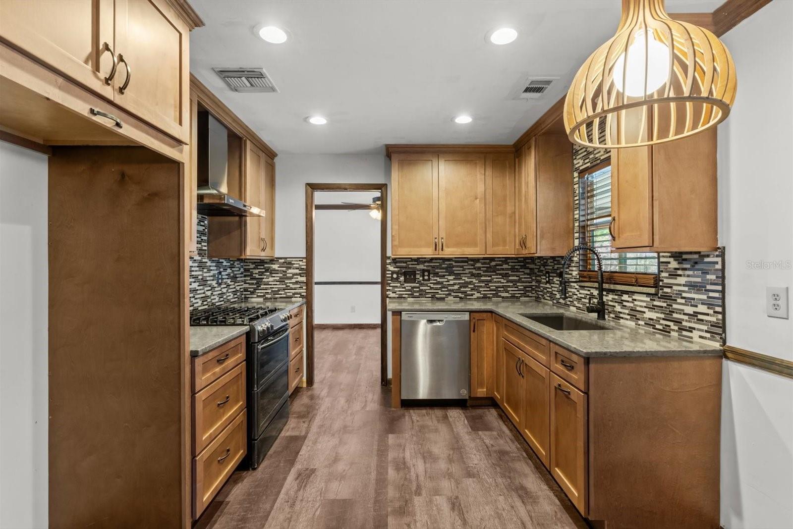 614 SE PRINEVILLE ST, PORT ST LUCIE, FL, 34983