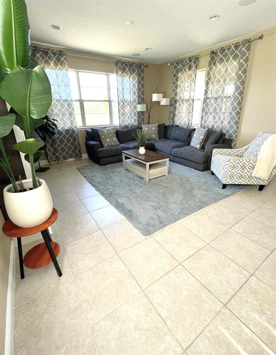 3060 CRISPIN CIR, HARMONY, FL, 34773