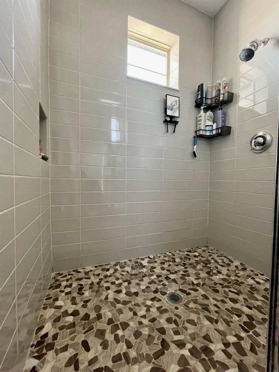 3060 CRISPIN CIR, HARMONY, FL, 34773