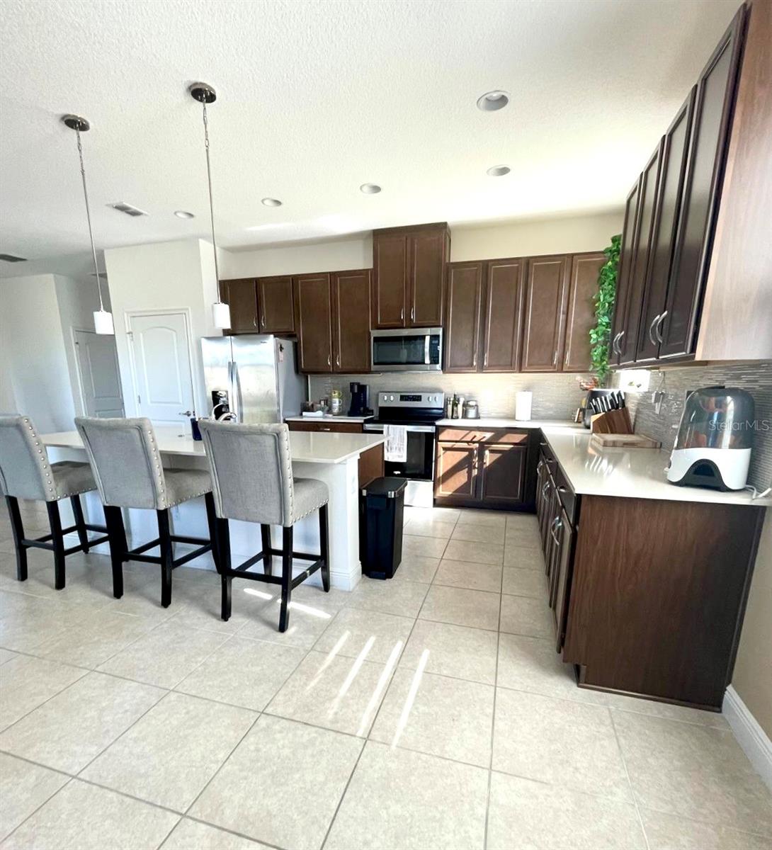 3060 CRISPIN CIR, HARMONY, FL, 34773