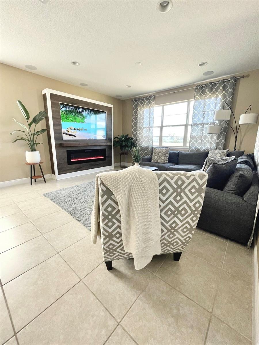 3060 CRISPIN CIR, HARMONY, FL, 34773