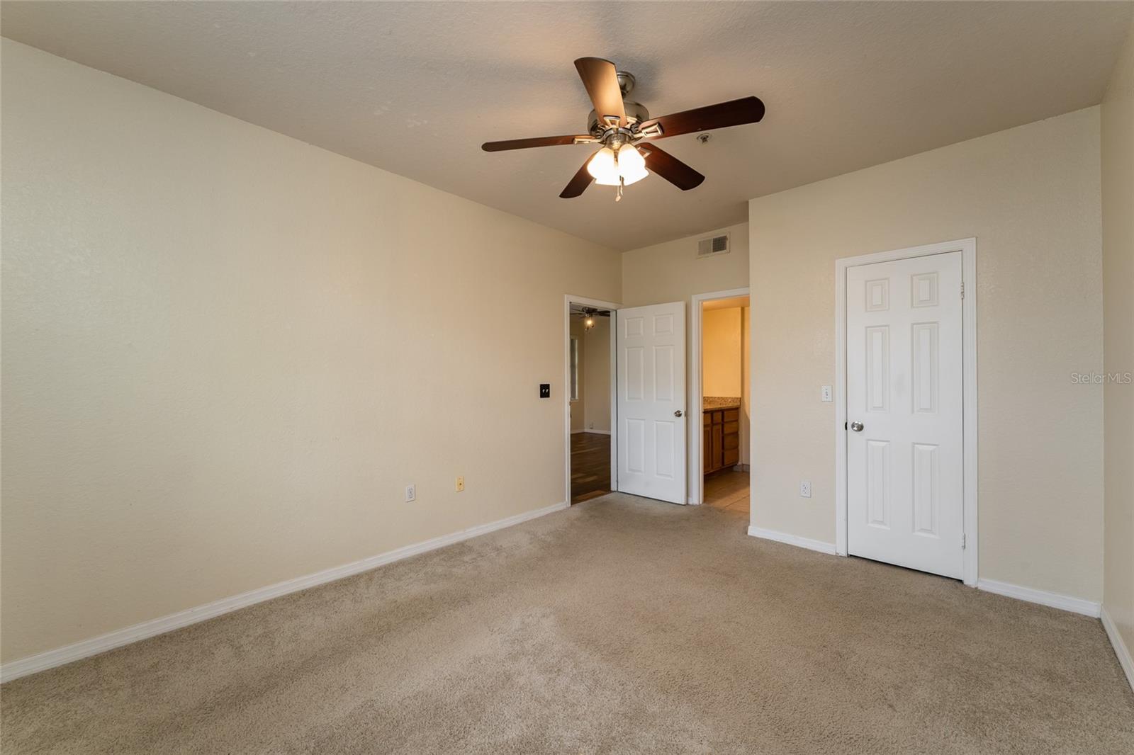 2600 ROBERT TRENT JONES DR #930, ORLANDO, FL, 32835