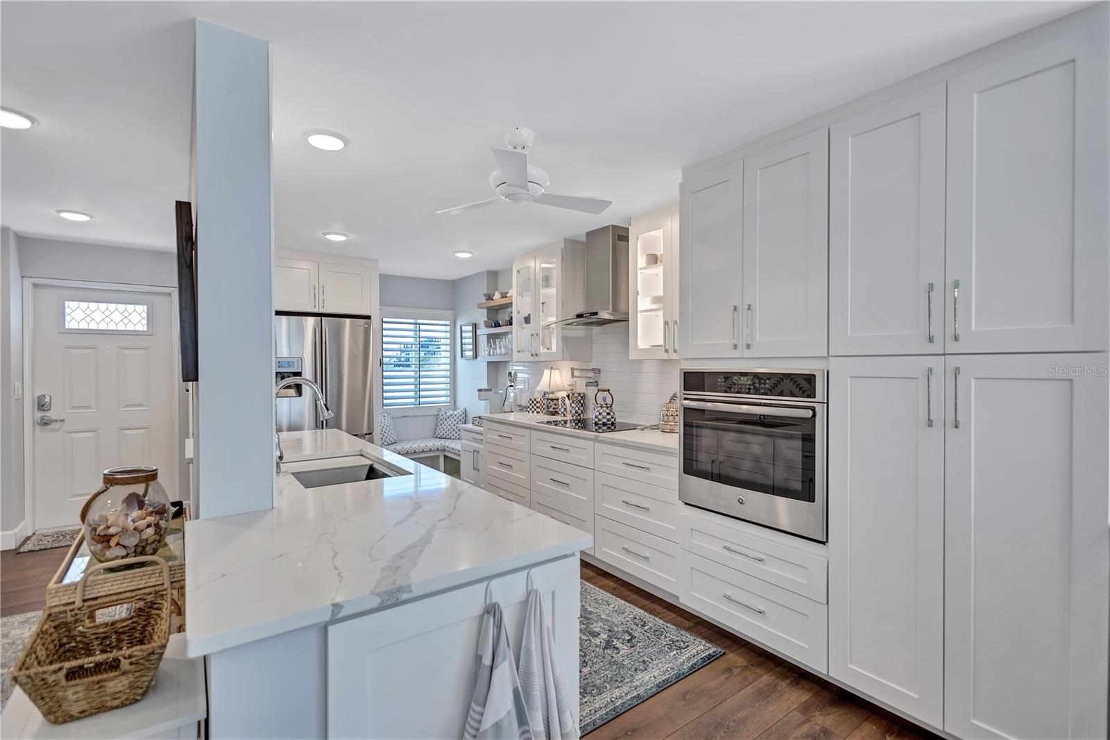 20 WHISPERING SANDS DR #306, SARASOTA, FL, 34242