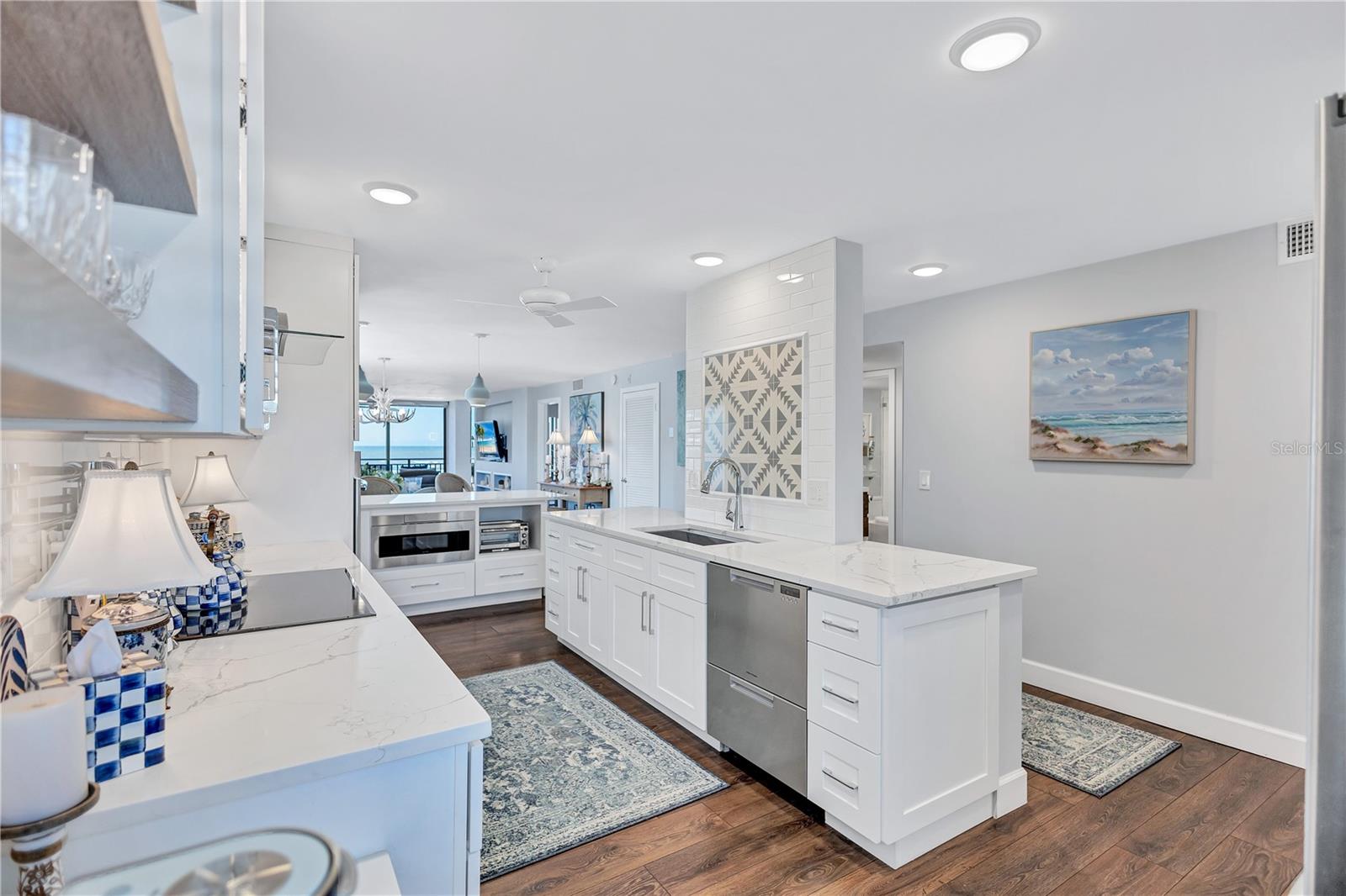 20 WHISPERING SANDS DR #306, SARASOTA, FL, 34242