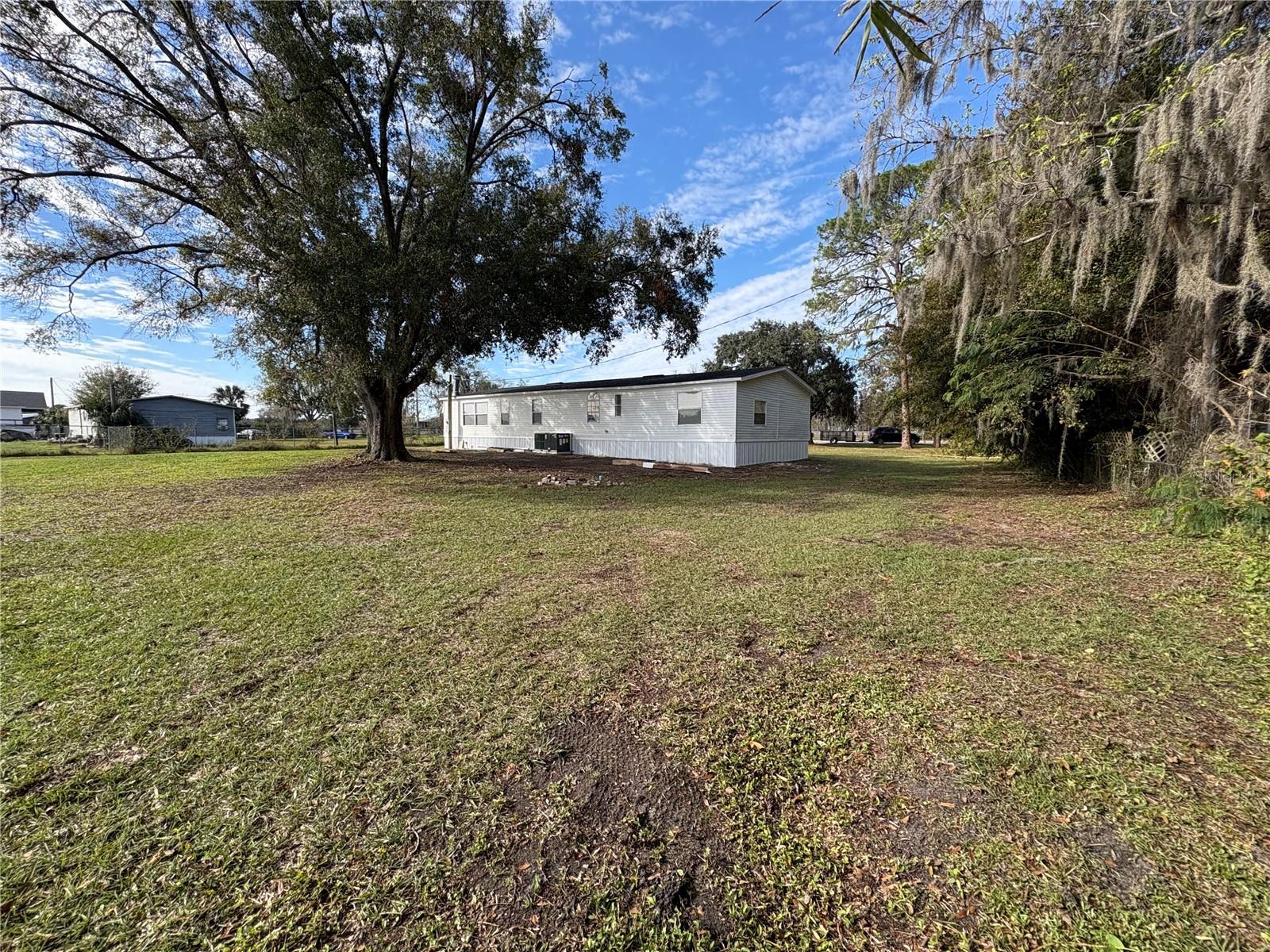 8715 PINE TREE DR, LAKELAND, FL, 33809