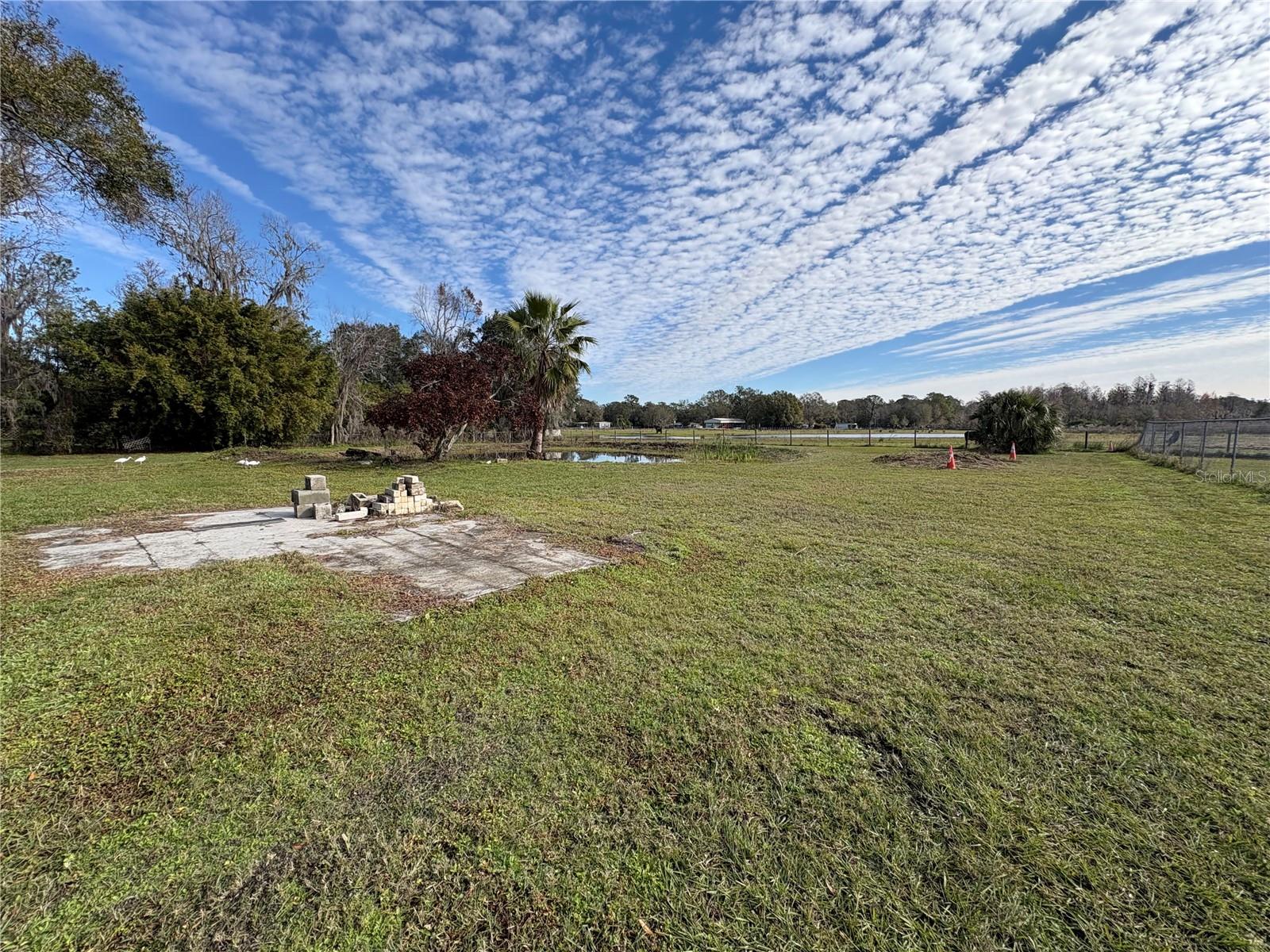 8715 PINE TREE DR, LAKELAND, FL, 33809
