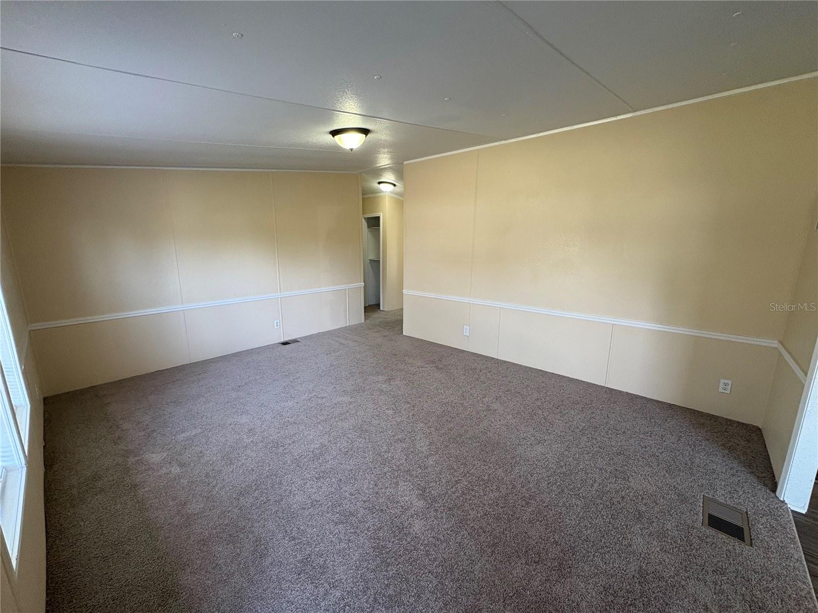 8715 PINE TREE DR, LAKELAND, FL, 33809