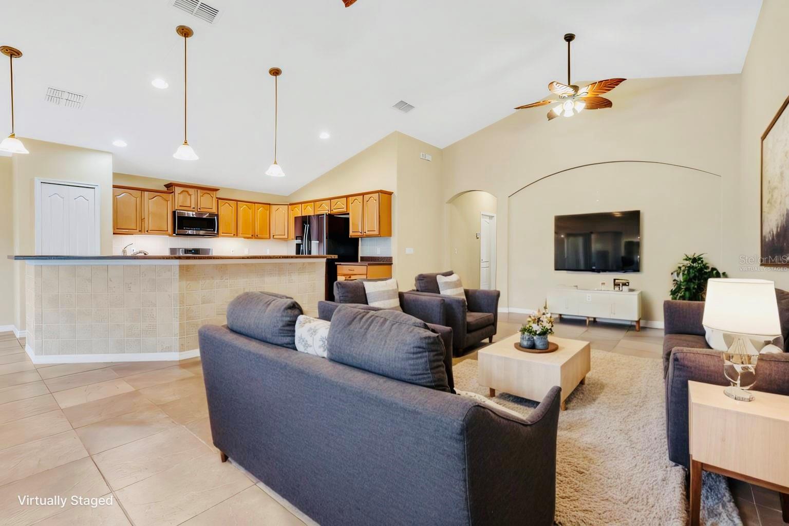 140 GLADESDOWN CT, DELAND, FL, 32724