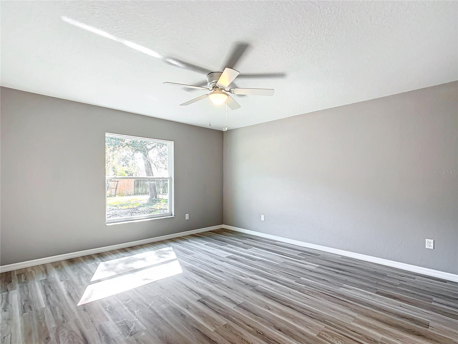 201 LOCUST RD, OCALA, FL, 34472