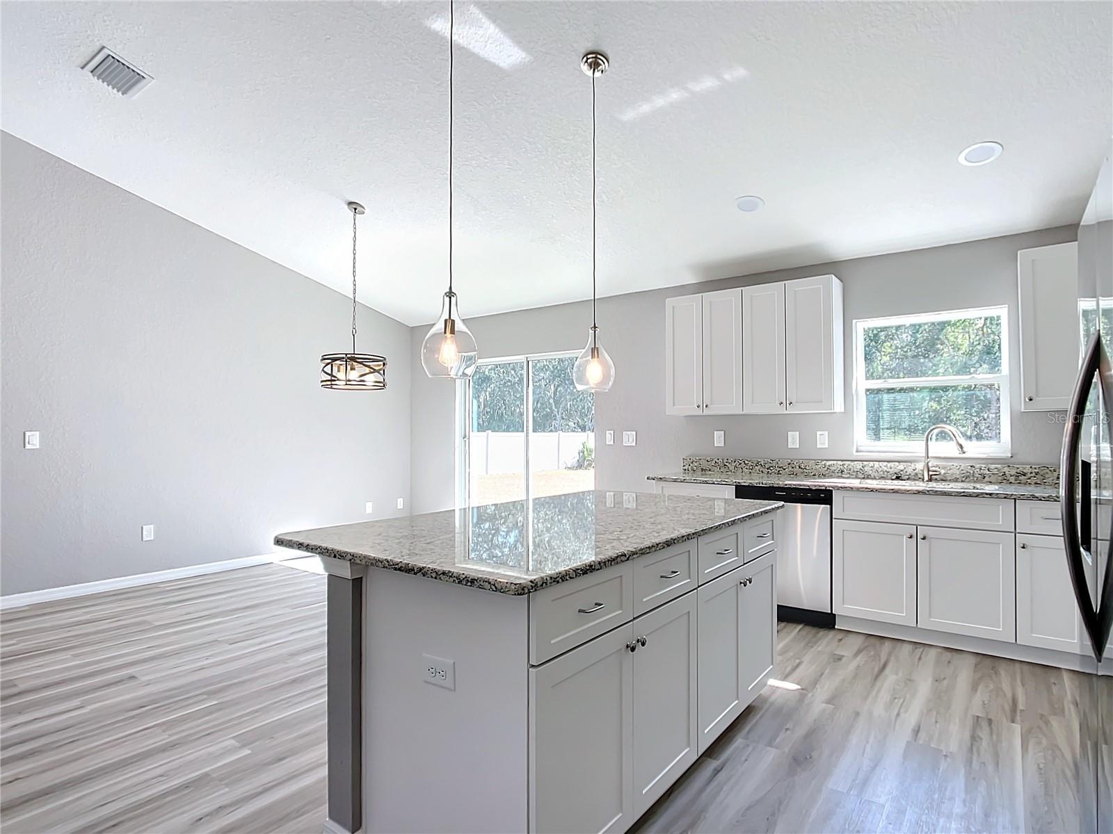 201 LOCUST RD, OCALA, FL, 34472