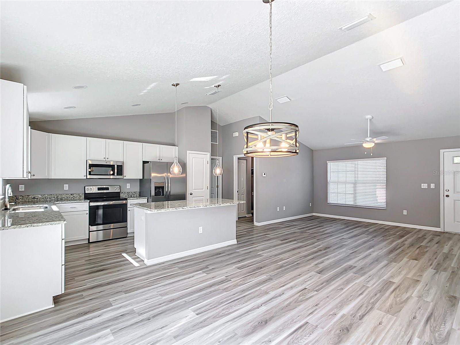 201 LOCUST RD, OCALA, FL, 34472
