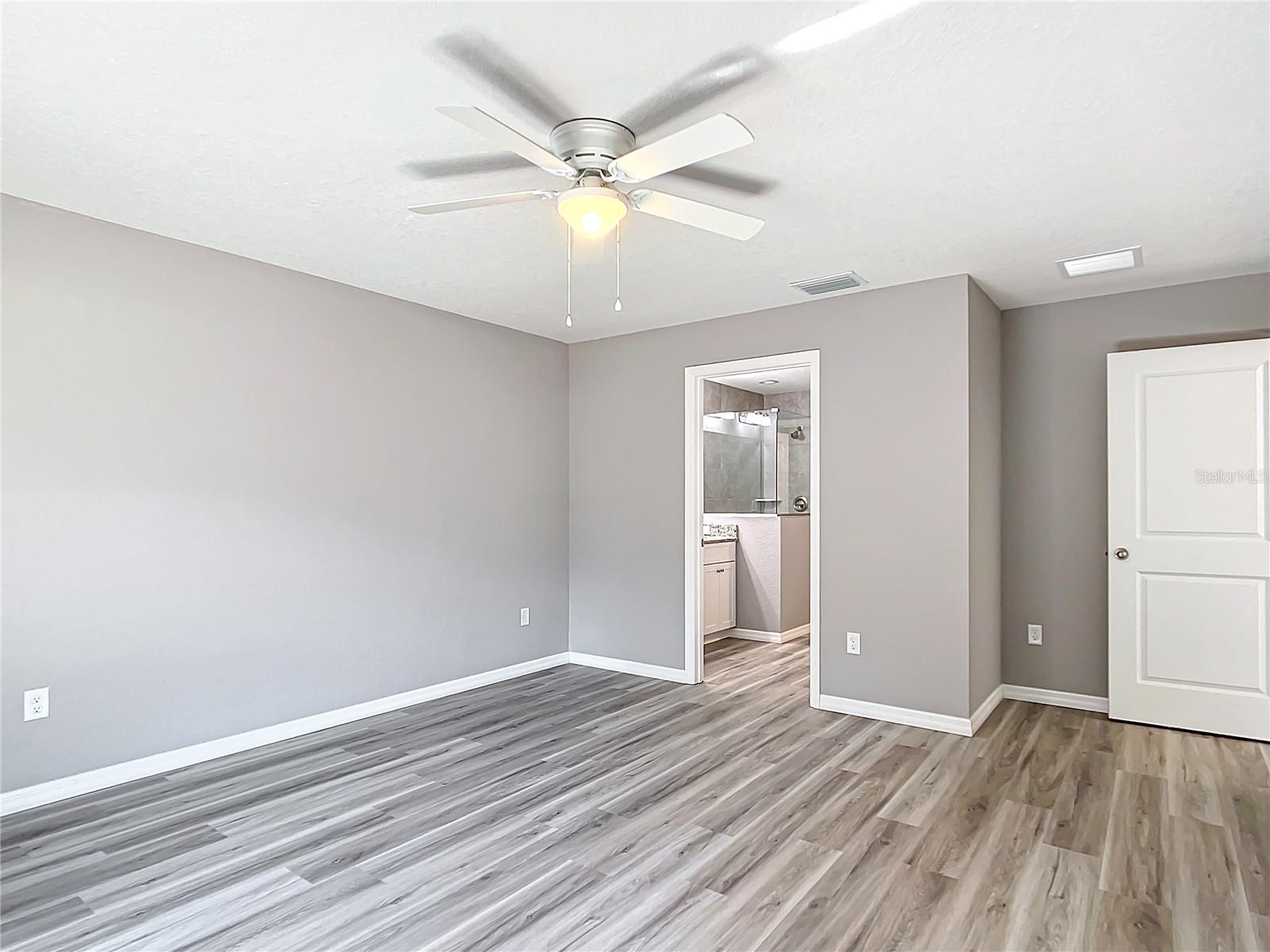 201 LOCUST RD, OCALA, FL, 34472