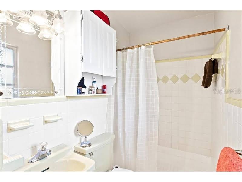 2000 CRAFT LN, SARASOTA, FL, 34239