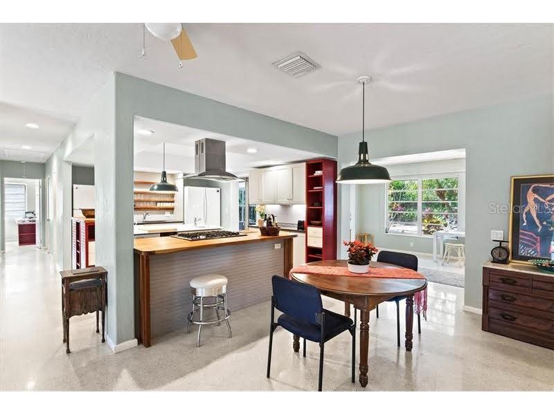2000 CRAFT LN, SARASOTA, FL, 34239