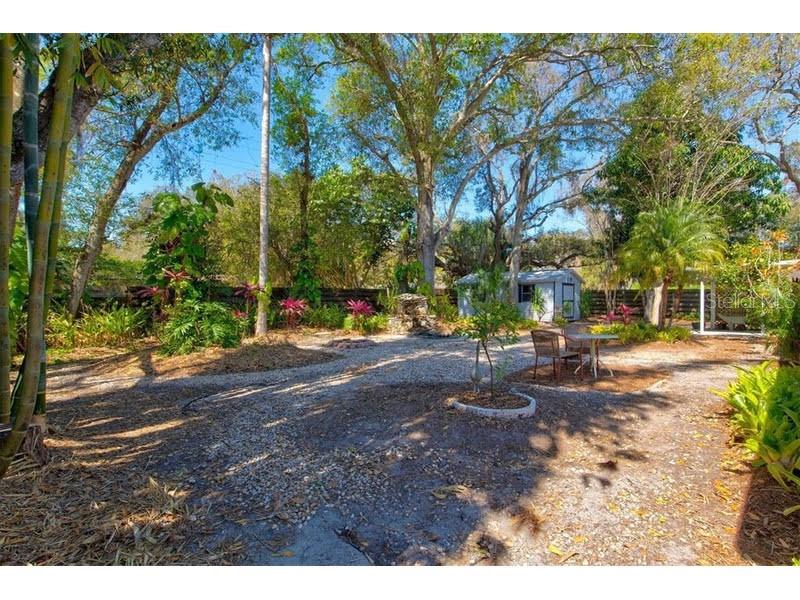 2000 CRAFT LN, SARASOTA, FL, 34239