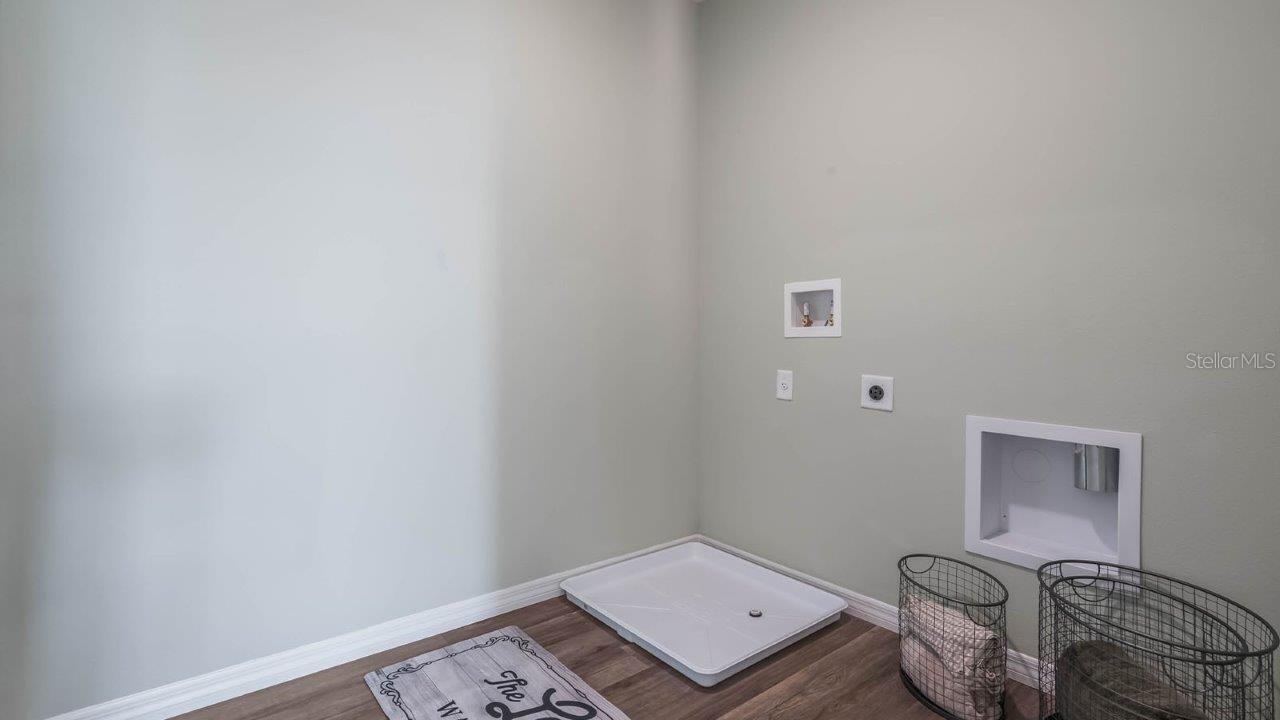 2977 MOULIN RD, DAVENPORT, FL, 33837