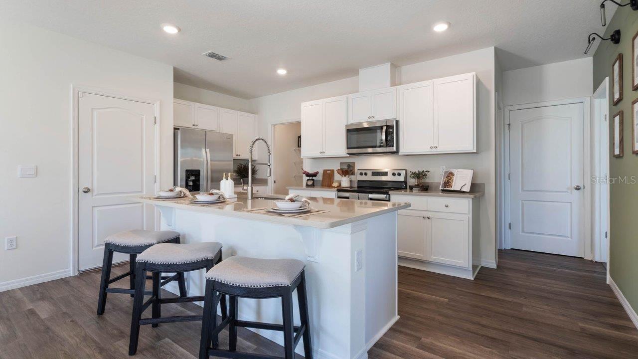 2977 MOULIN RD, DAVENPORT, FL, 33837