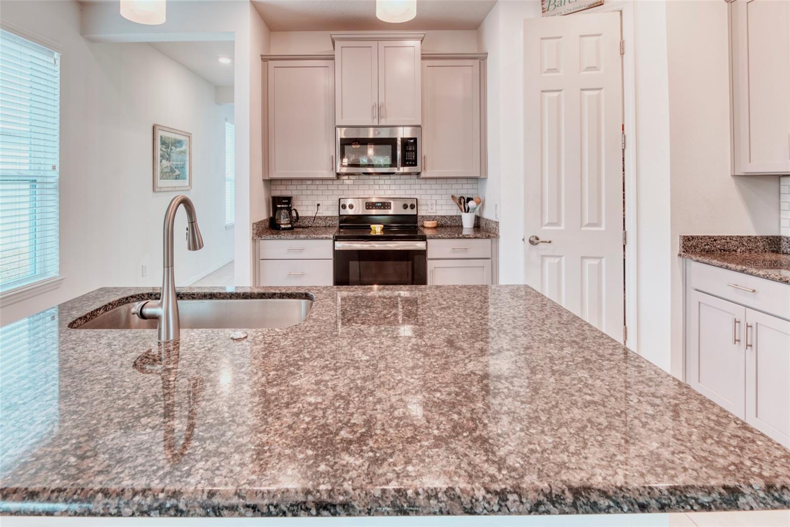 2285 PALM TREE DR, KISSIMMEE, FL, 34759