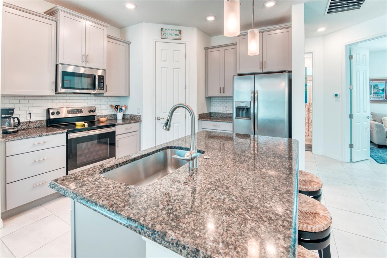2285 PALM TREE DR, KISSIMMEE, FL, 34759