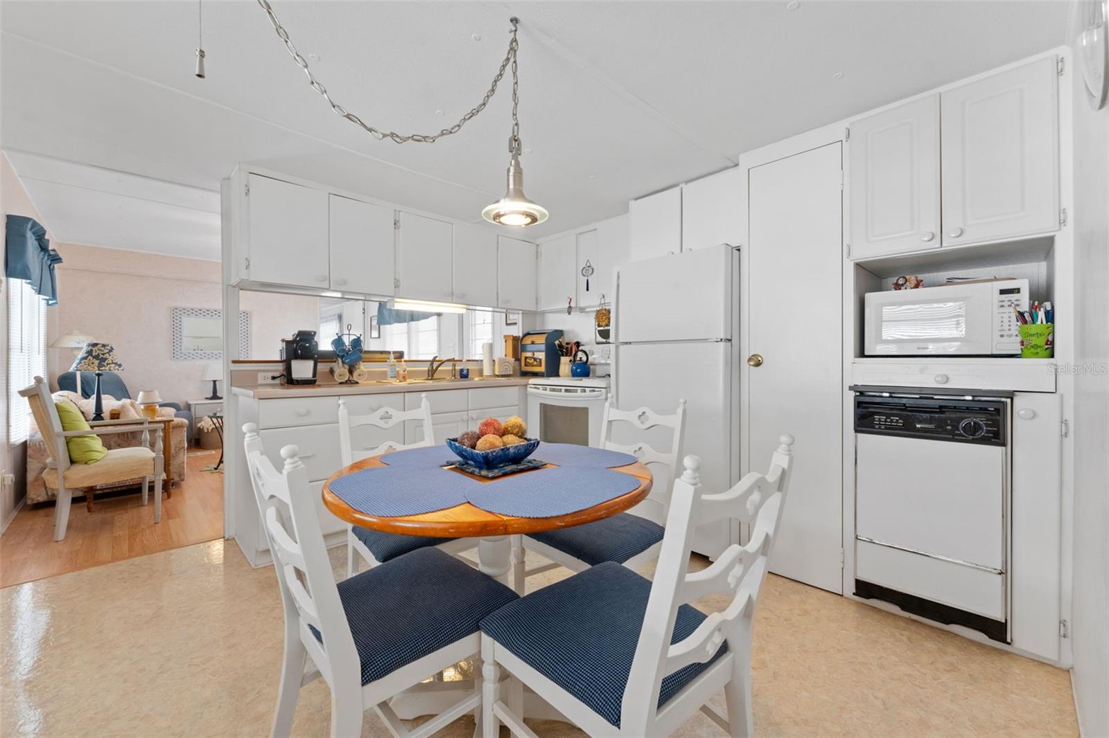 37309 BEVERLY AVE, ZEPHYRHILLS, FL, 33542