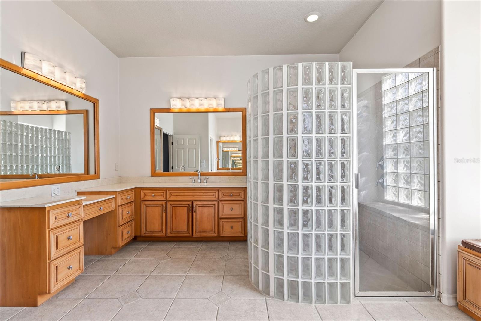 19 CAMBRIDGE TRCE, ORMOND BEACH, FL, 32174