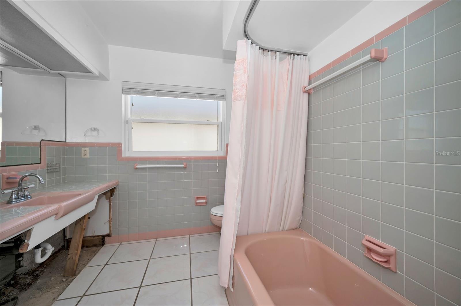 366 LA HACIENDA DR, INDIAN ROCKS BEACH, FL, 33785