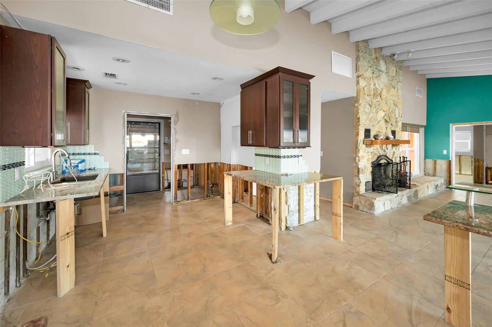 366 LA HACIENDA DR, INDIAN ROCKS BEACH, FL, 33785