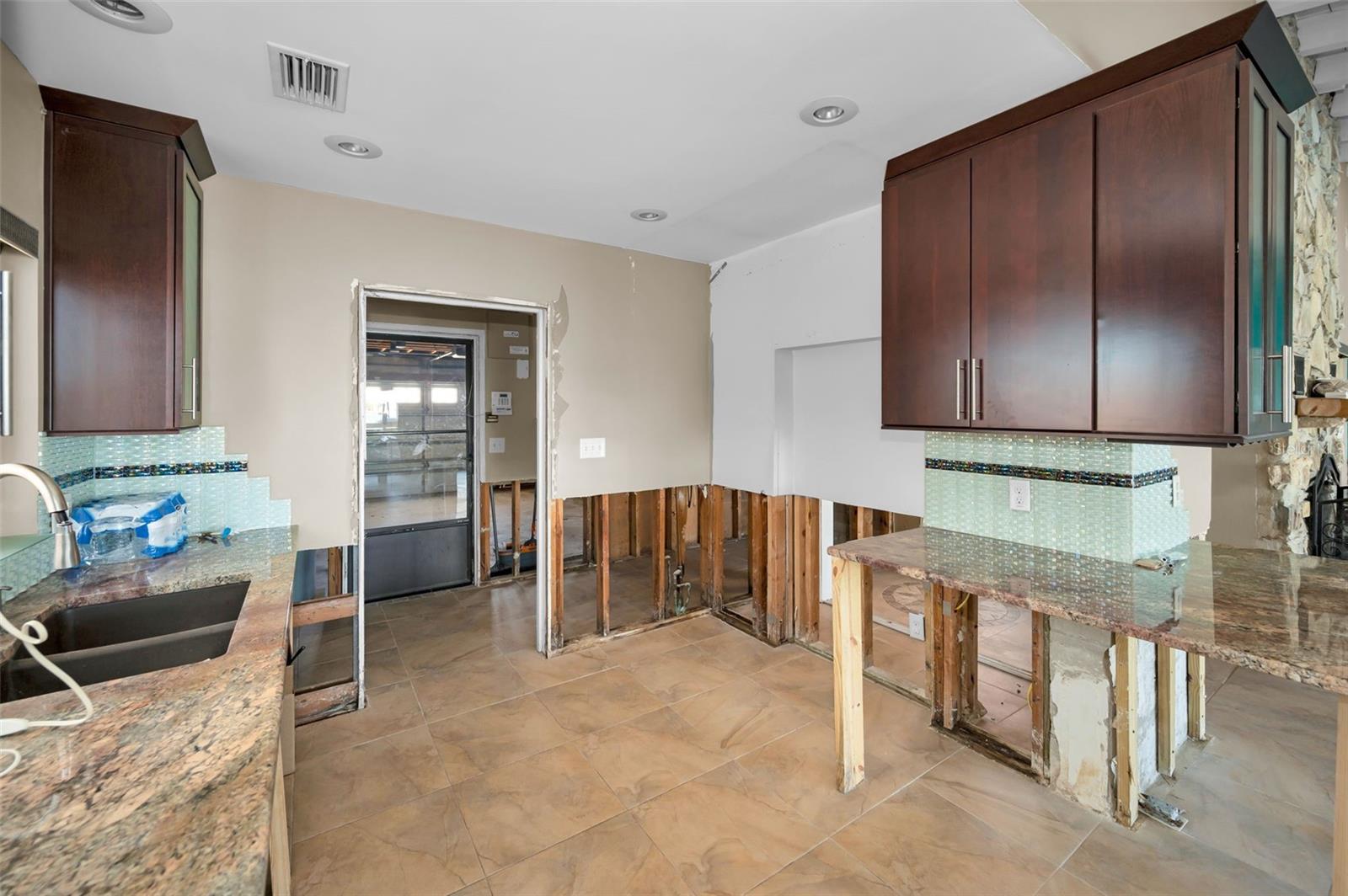 366 LA HACIENDA DR, INDIAN ROCKS BEACH, FL, 33785