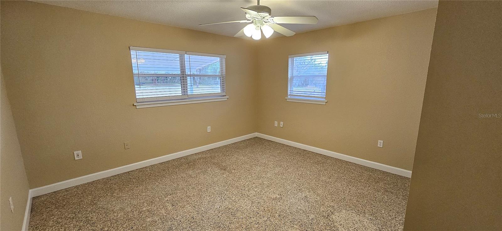 207 GRASSY LAKE RD #A, MINNEOLA, FL, 34715