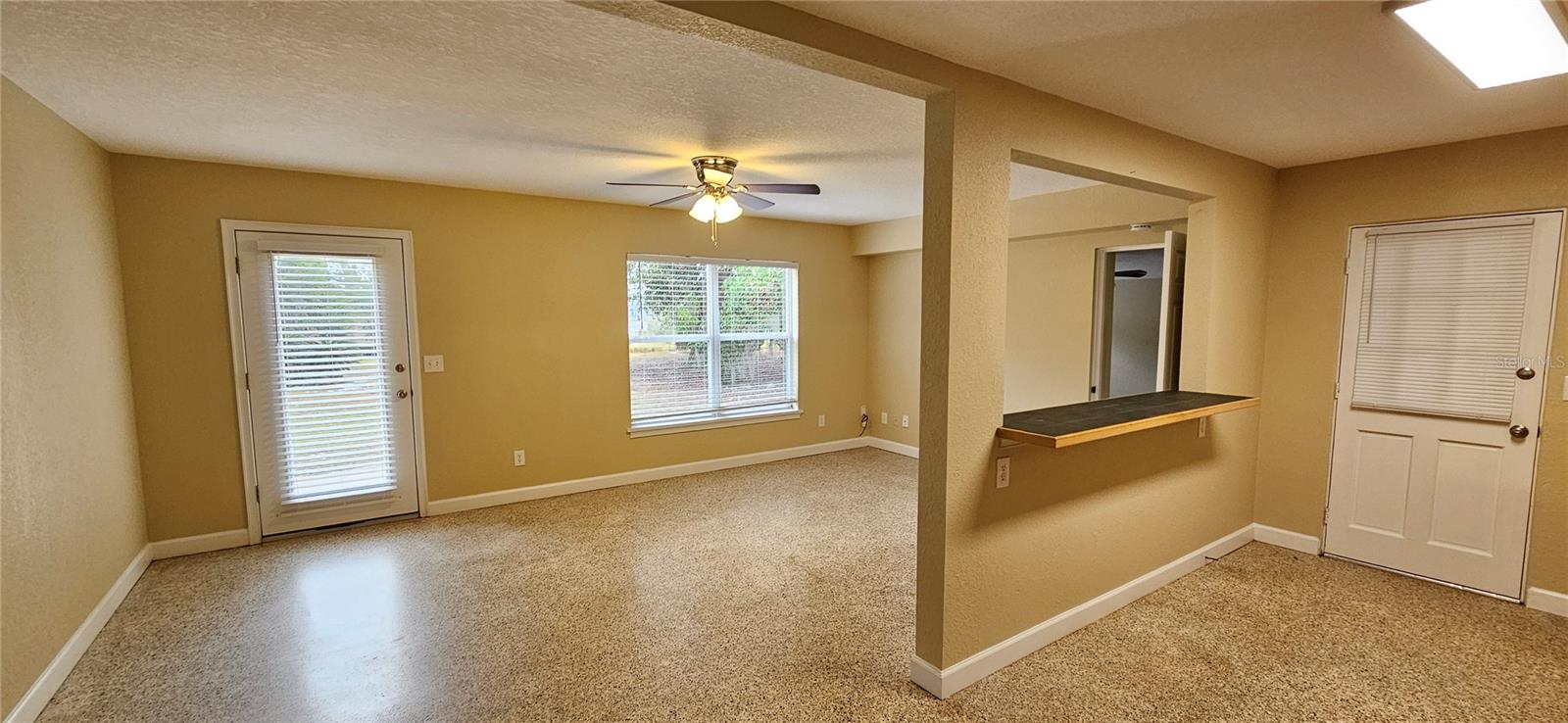 207 GRASSY LAKE RD #A, MINNEOLA, FL, 34715