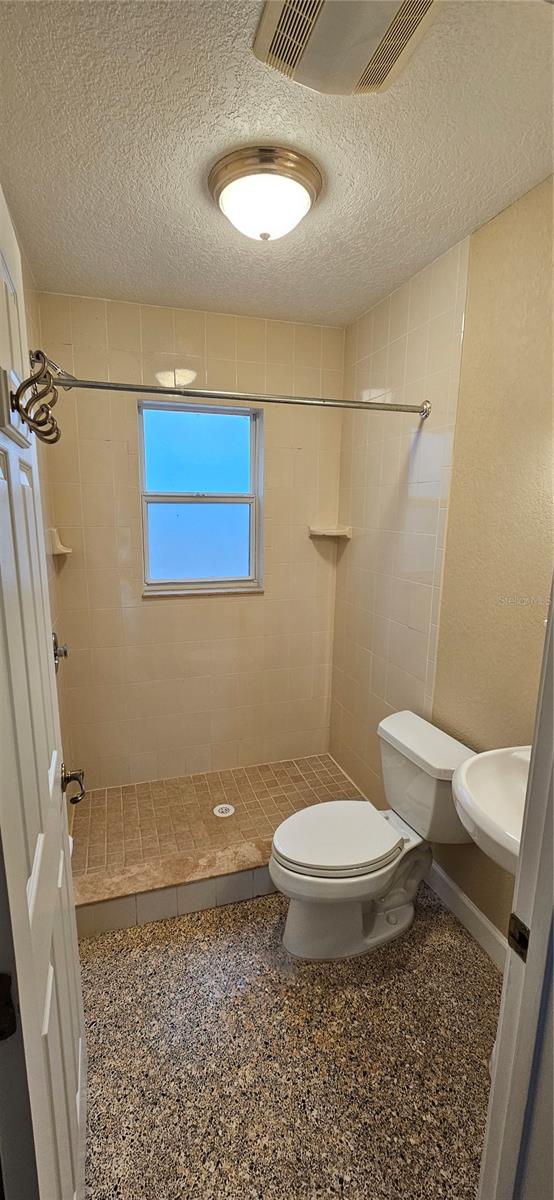207 GRASSY LAKE RD #A, MINNEOLA, FL, 34715