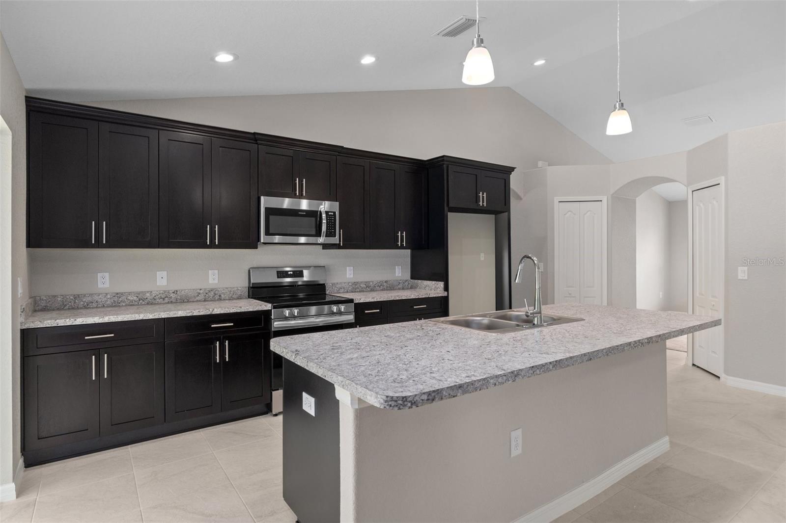 6846 N PAVILION LOOP, CITRUS SPRINGS, FL, 34433