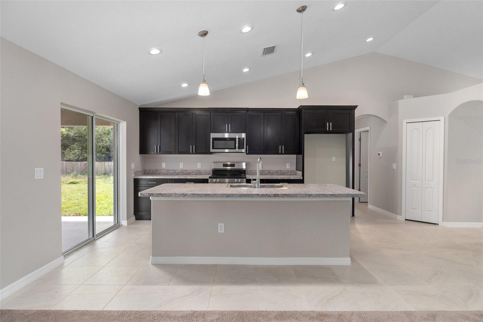 6846 N PAVILION LOOP, CITRUS SPRINGS, FL, 34433