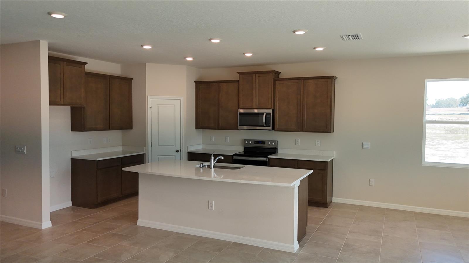 32632 OSPREY PEAK WAY, SAN ANTONIO, FL, 33576