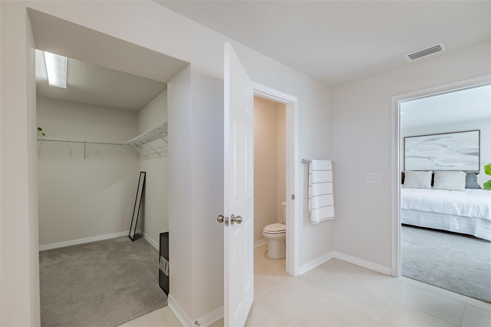 28818 ORANGE BERRY DR, WESLEY CHAPEL, FL, 33543