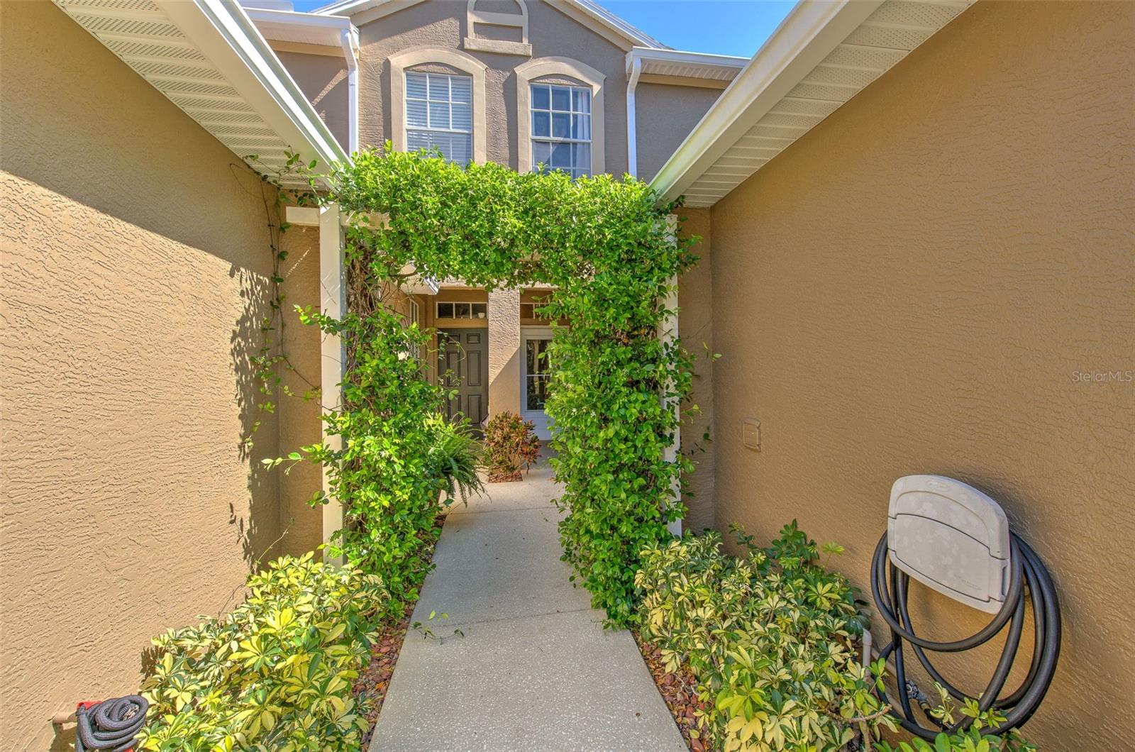 18827 DUQUESNE DR, TAMPA, FL, 33647