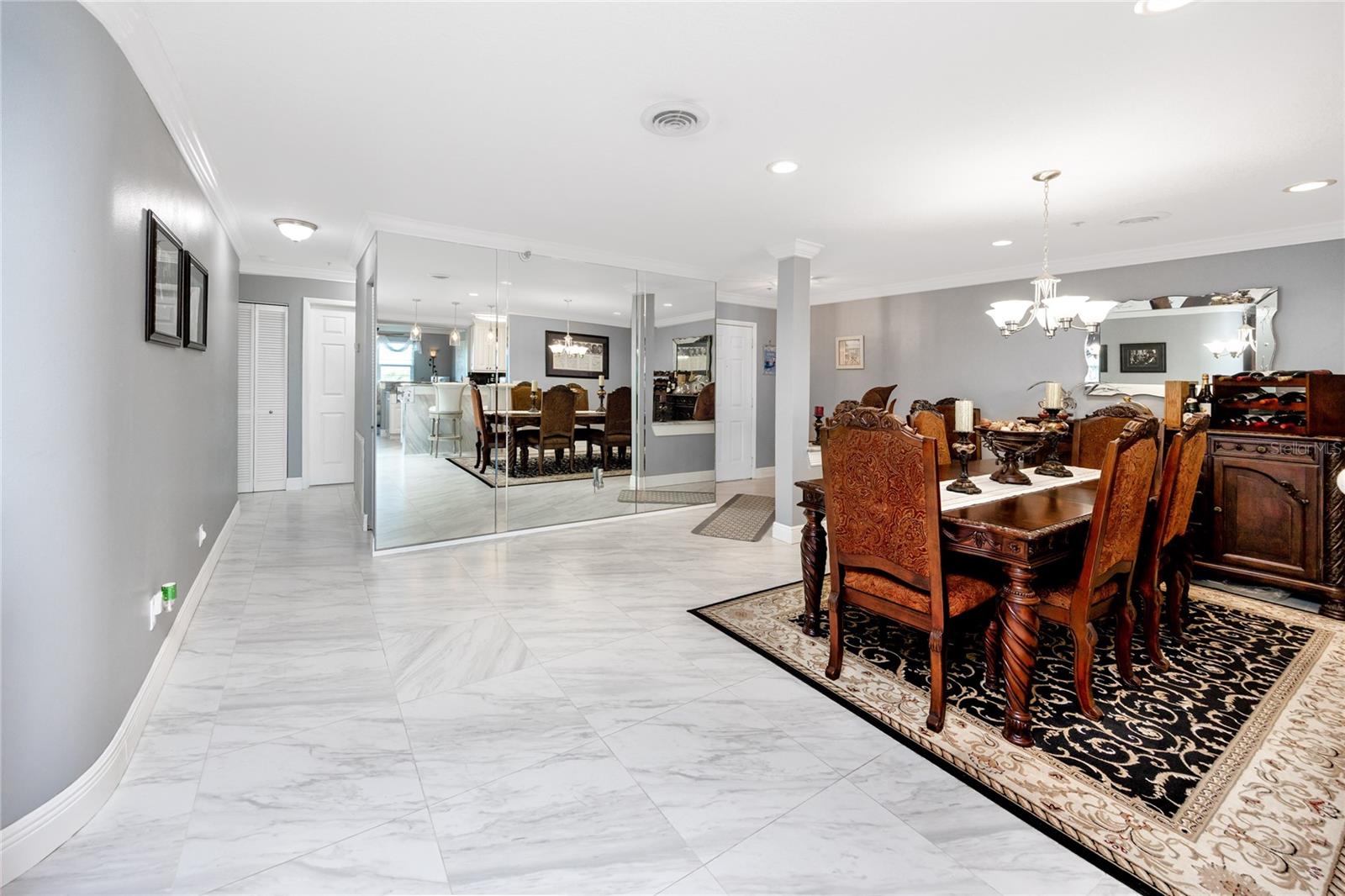 8186 TERRACE GARDEN DR N #609, ST PETERSBURG, FL, 33709